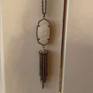 Kendra Scott necklace